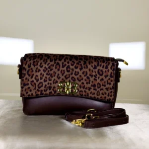 IMG_20260820_130415 Women's leopard print flap crossbody sling bag with twist-lock closure and adjustable shoulder strap